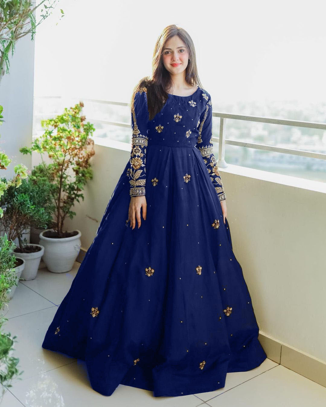 EMBRODERY BOTI MAXI WITH TROUSER